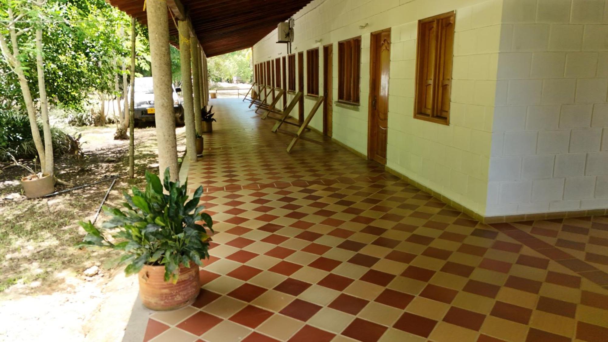 Hotel Campestre Las Cavernas La Mesa Norte Eksteriør billede