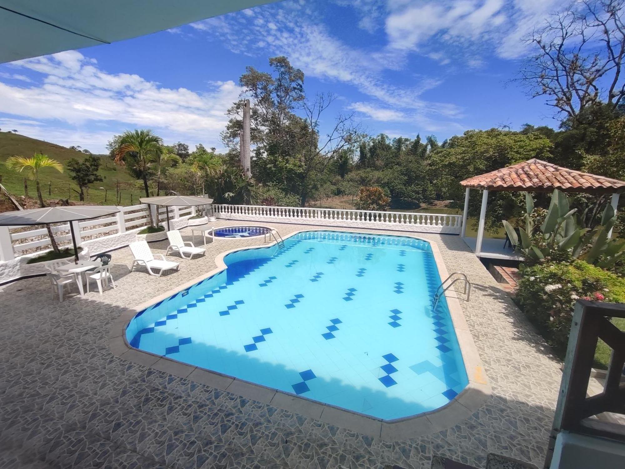 Hotel Campestre Las Cavernas La Mesa Norte Eksteriør billede